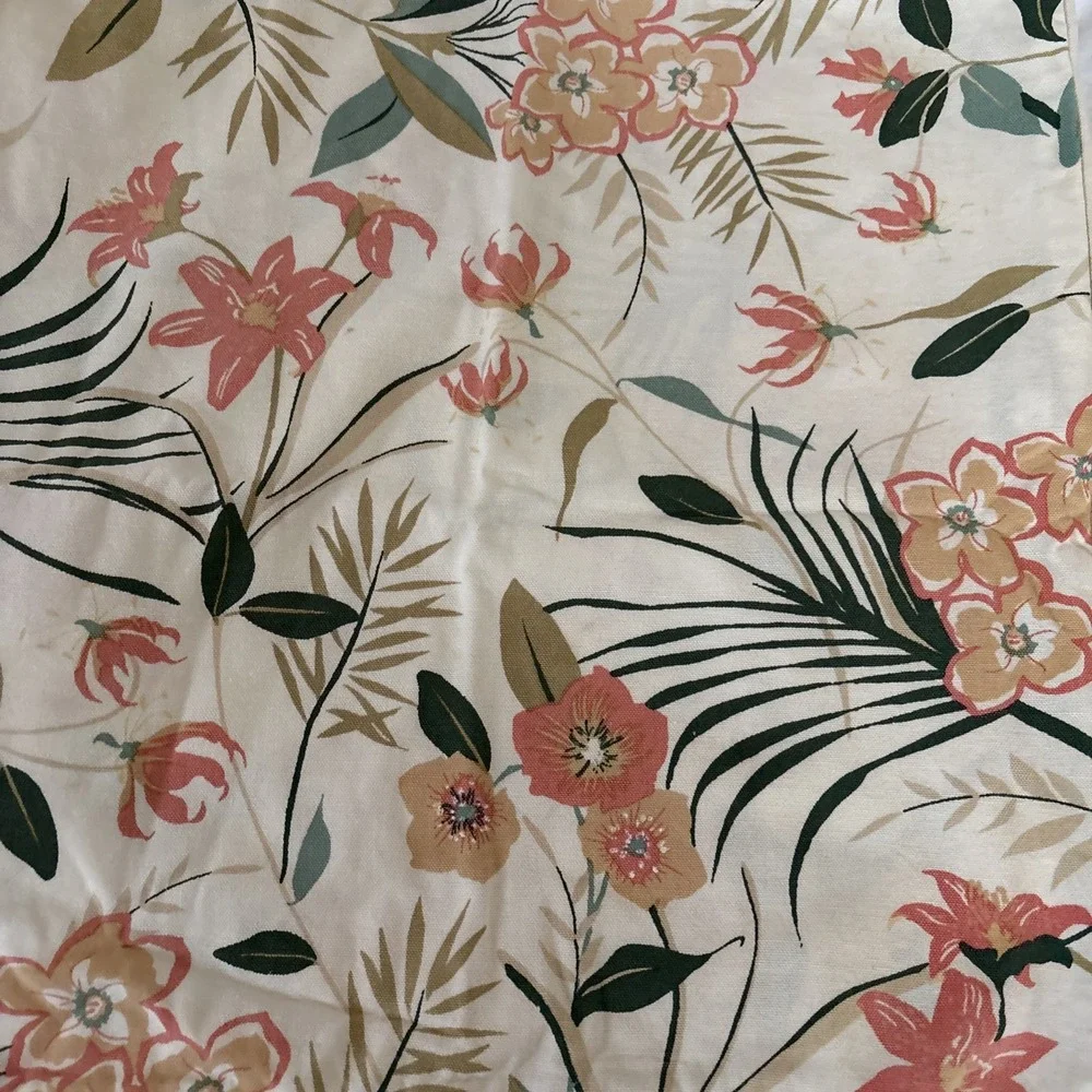 CRATE & BARREL‎ tropical FLORAL  18 x18  PILLOW SHAM set of 2